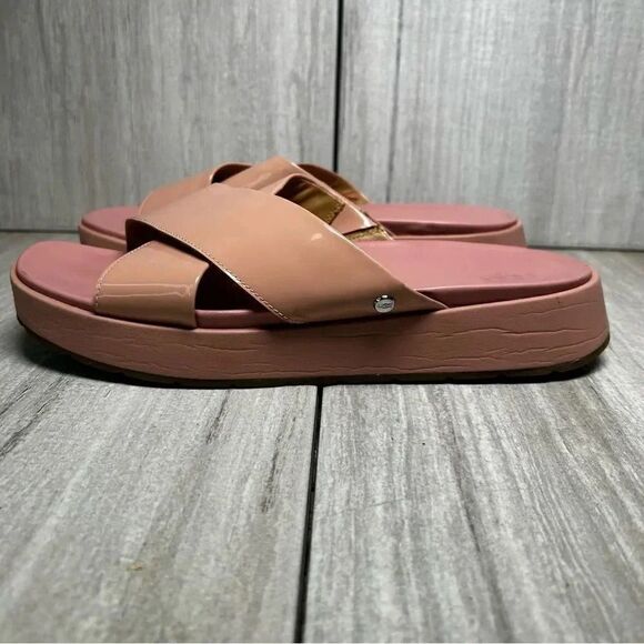 UGG Emily Pink Cross Strap Strappy Sandal Patent Leather 1107896 Womens Size 10 - Picture 4 of 8